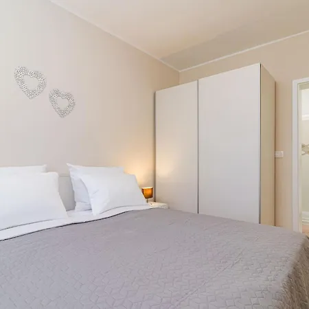 Rosemary Apartment *
