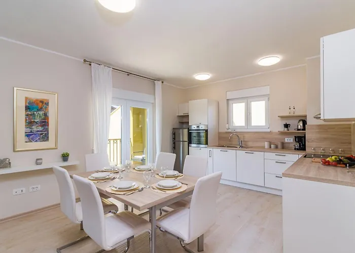 Anna - Rosemary Apartman *