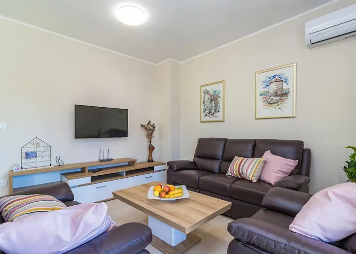 Apartman Anna - Rosemary Medulin